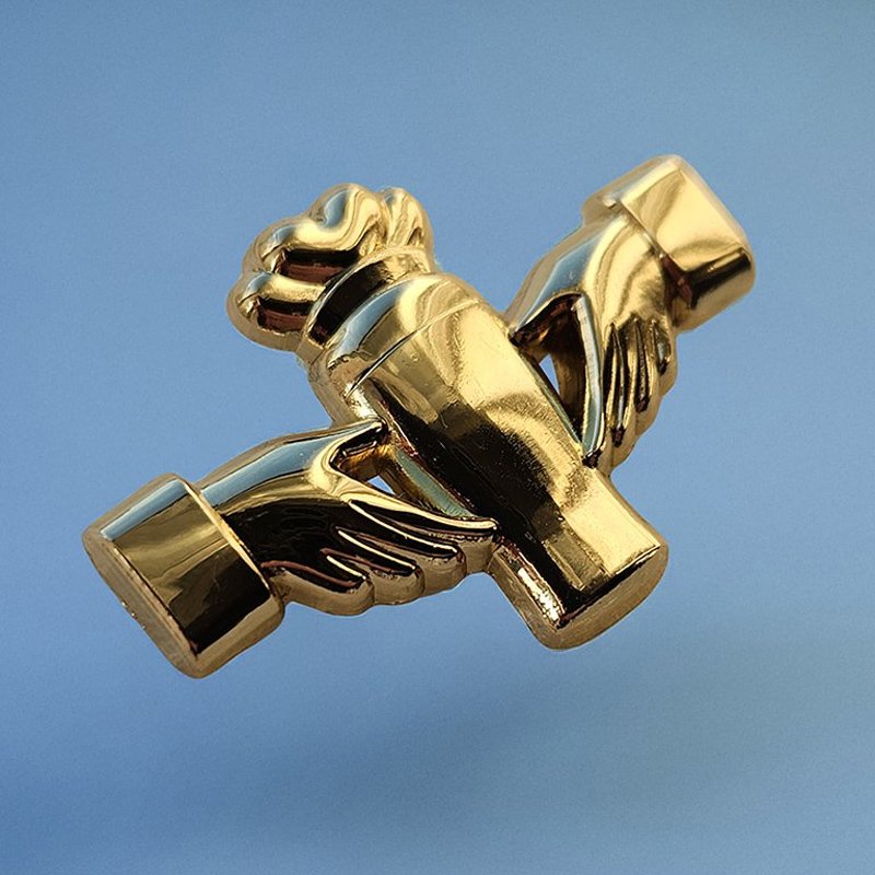 The Claddagh Pint Pin