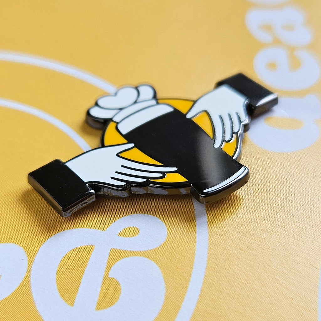 The side and depth details of the Claddagh Pint design