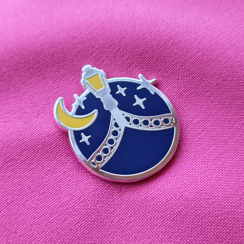 Ha'penny bridge pin