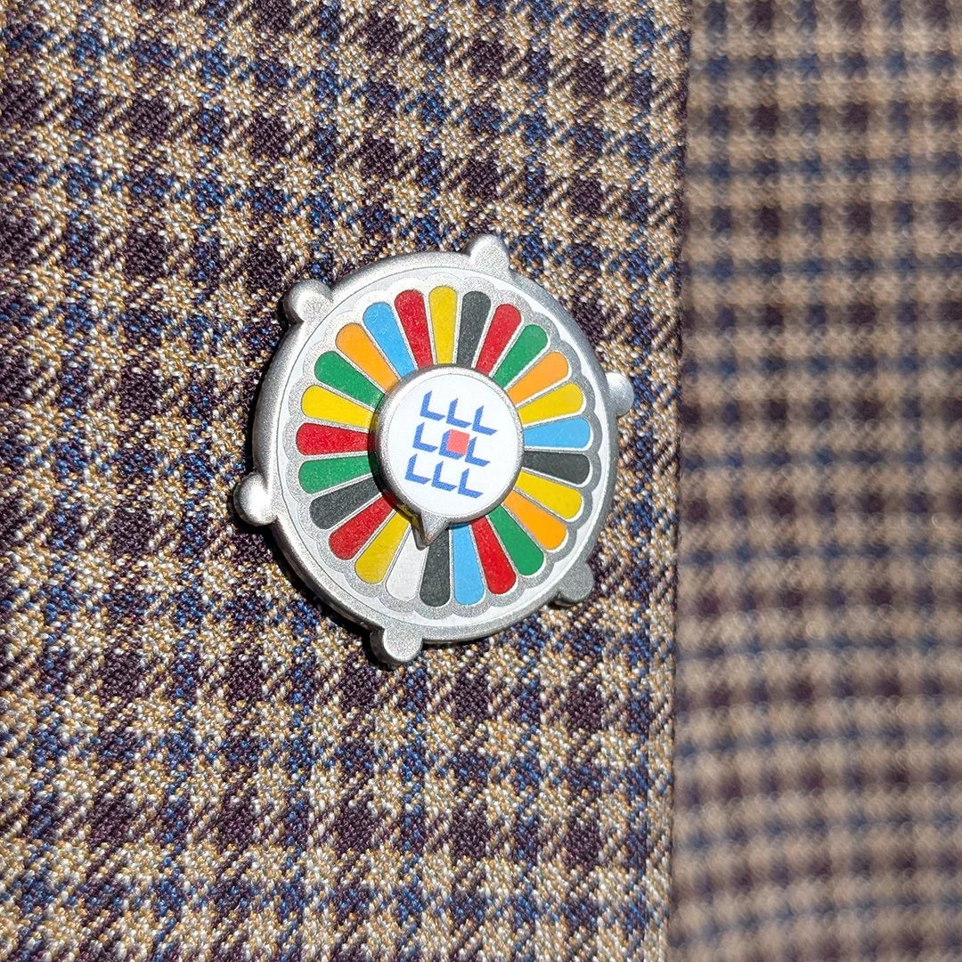 Pin & Win (Spinning Pin)